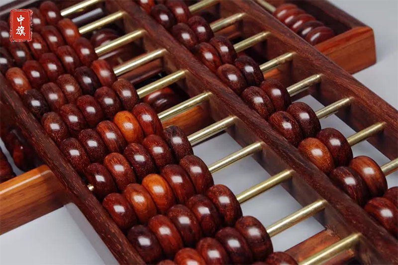 小旗家的算盤，要請(qǐng)專業(yè)的會(huì)計(jì)老師