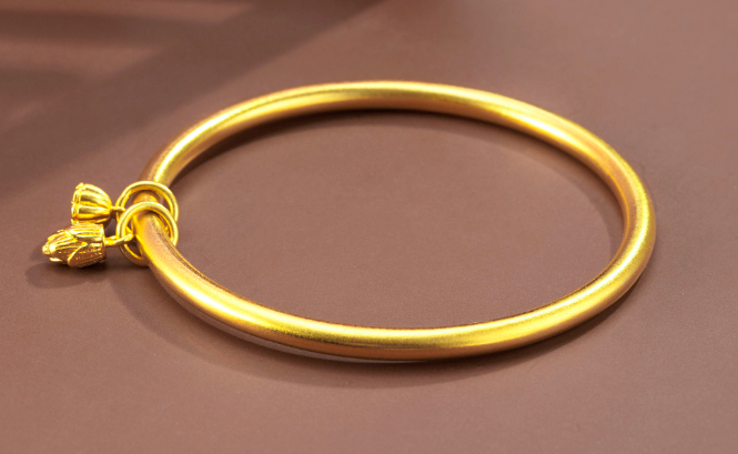 小旗去進(jìn)店看到的黃金手鐲女款的.png 小旗去進(jìn)店看到的黃金手鐲女款的.png