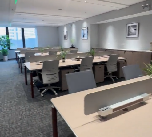 我那會(huì)自己租的辦公司.png 我那會(huì)自己租的辦公司.png