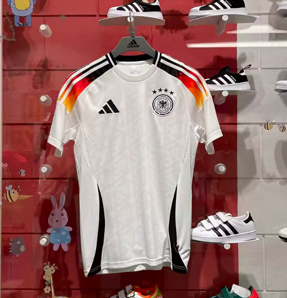 運動球衣.jpg 運動球衣.jpg