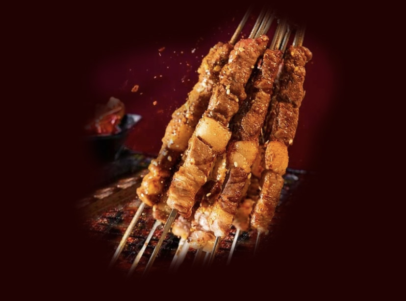 深夜串店美味看著球賽.jpg 深夜串店美味看著球賽.jpg