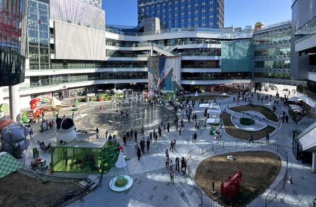 北京新開(kāi)業(yè)的一家大型商場(chǎng).jpg 北京新開(kāi)業(yè)的一家大型商場(chǎng).jpg