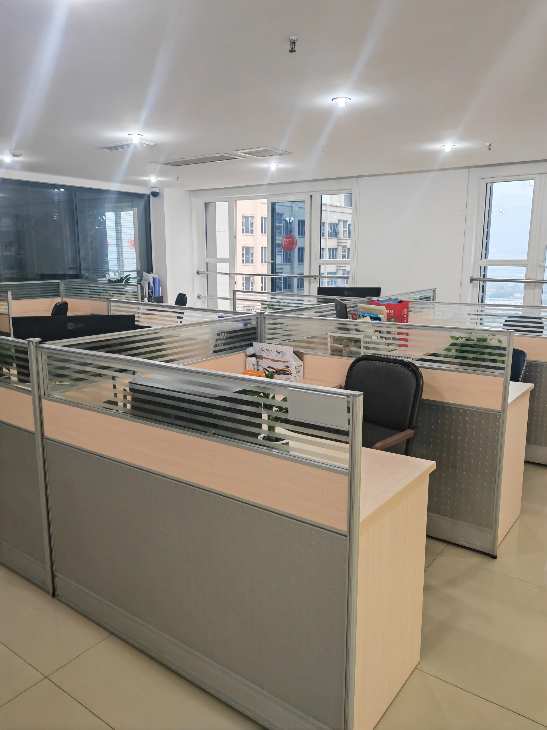 剛準備的辦公室回頭好招人進來運營.jpg 剛準備的辦公室回頭好招人進來運營.jpg