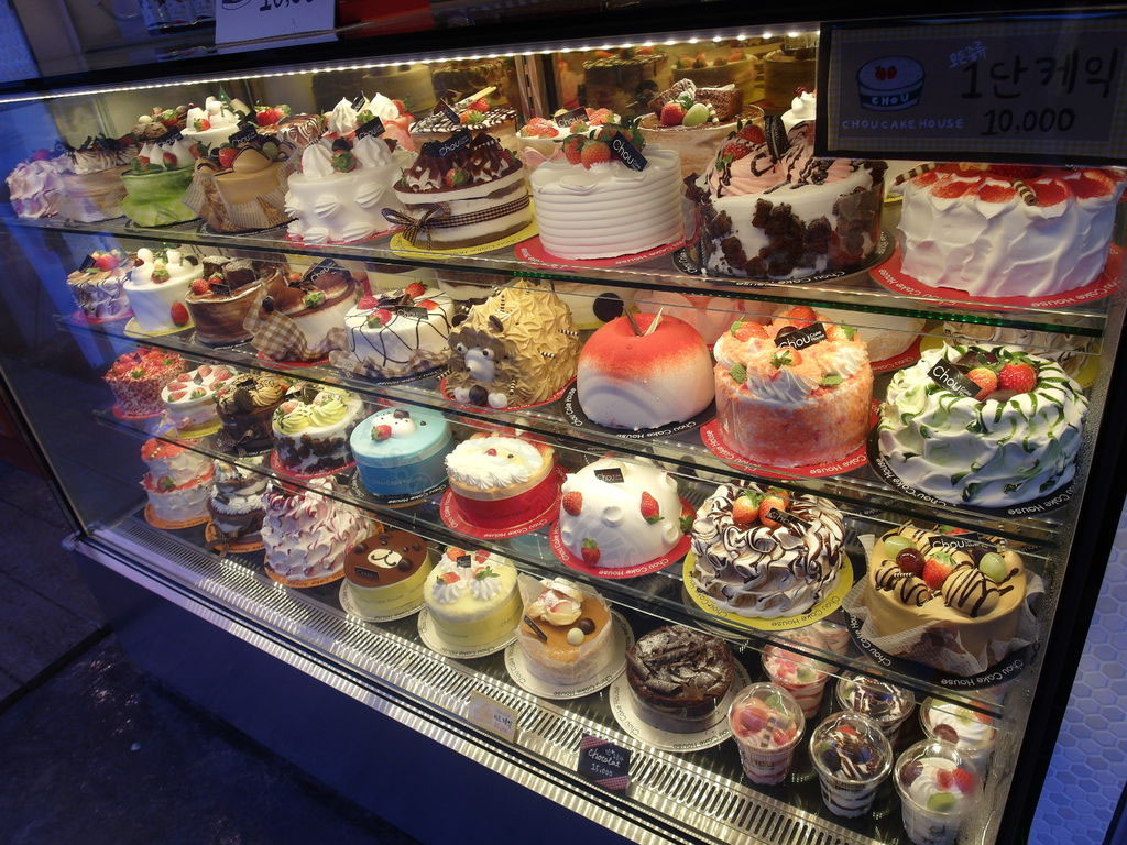 琳瑯滿目的蛋糕.jpg