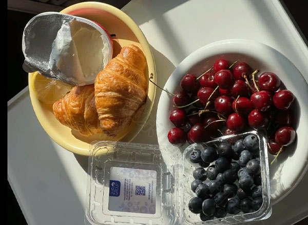 上周末買(mǎi)的正在吃的車(chē)?yán)遄?jpg