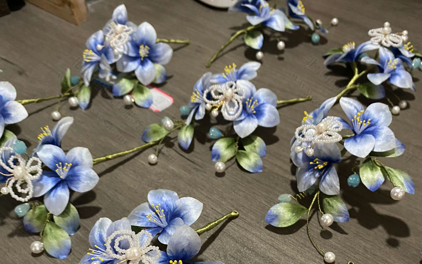 這就是手工絨花.jpg 這就是手工絨花.jpg