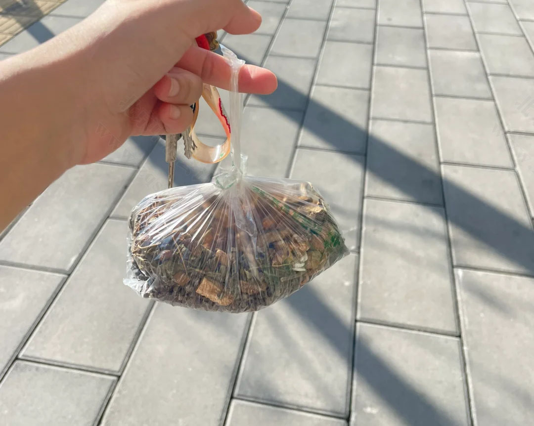 剛在樓下買了一丟丟中藥.jpg 剛在樓下買了一丟丟中藥.jpg