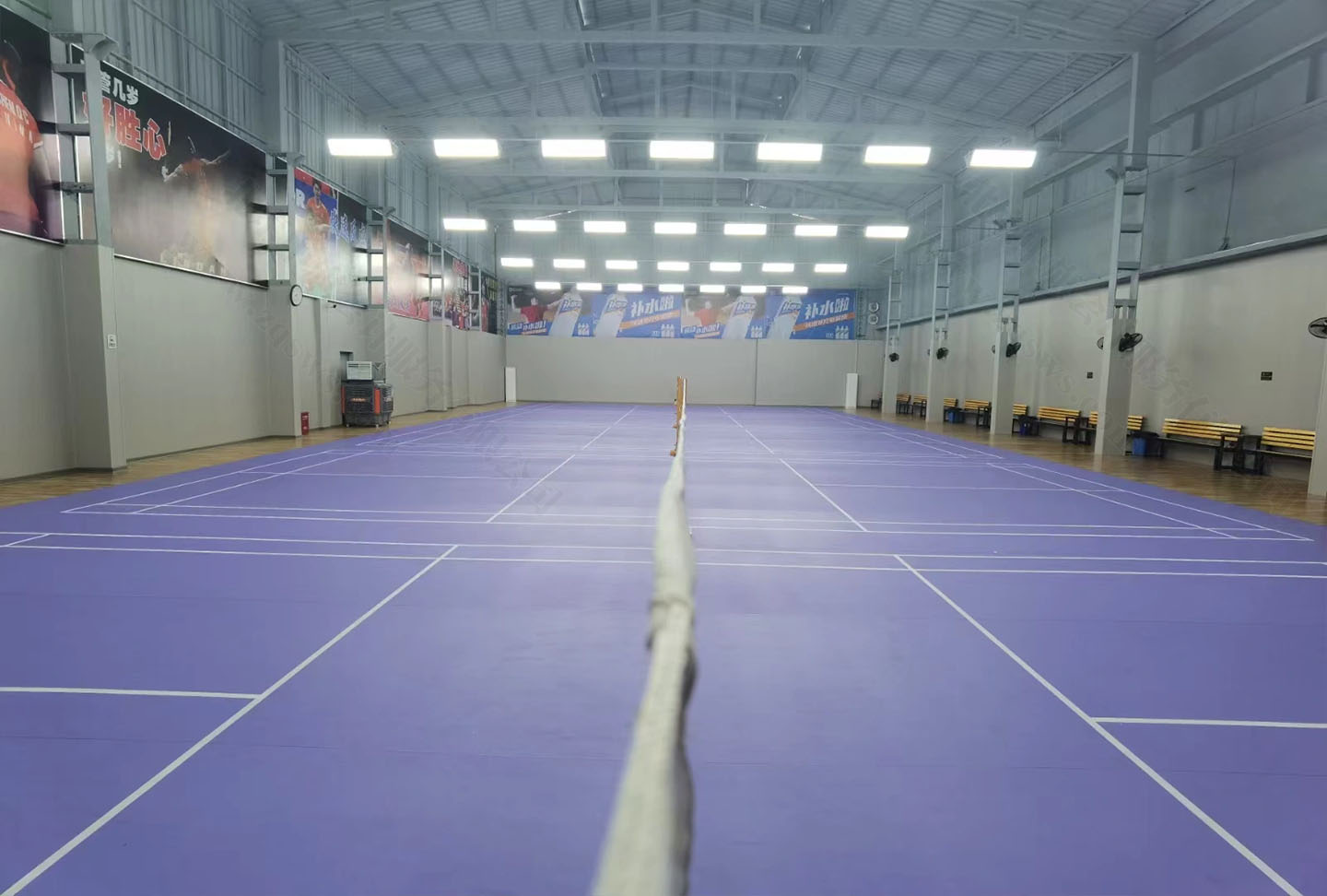 這就是我閨蜜家自己裝修的運(yùn)動(dòng)場(chǎng)所.jpg