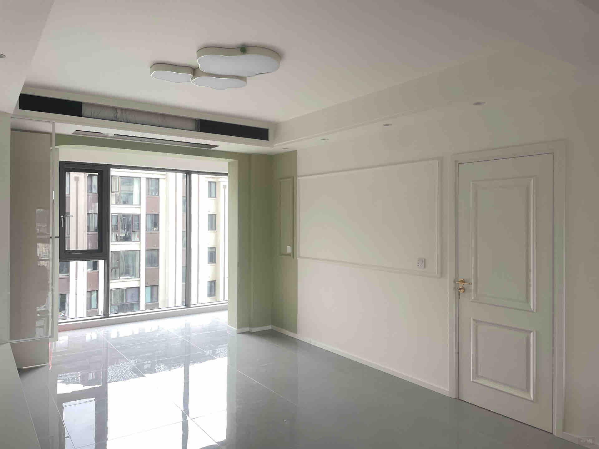 開荒保潔阿姨給做的衛(wèi)生 開荒保潔阿姨給做的衛(wèi)生