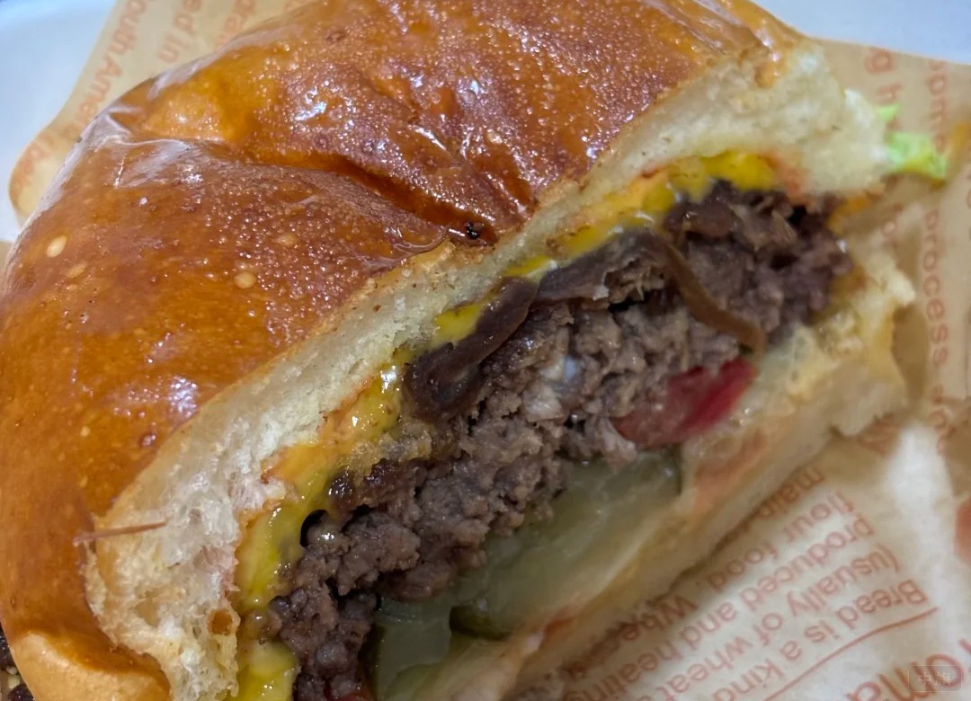 漢堡包咬了一口