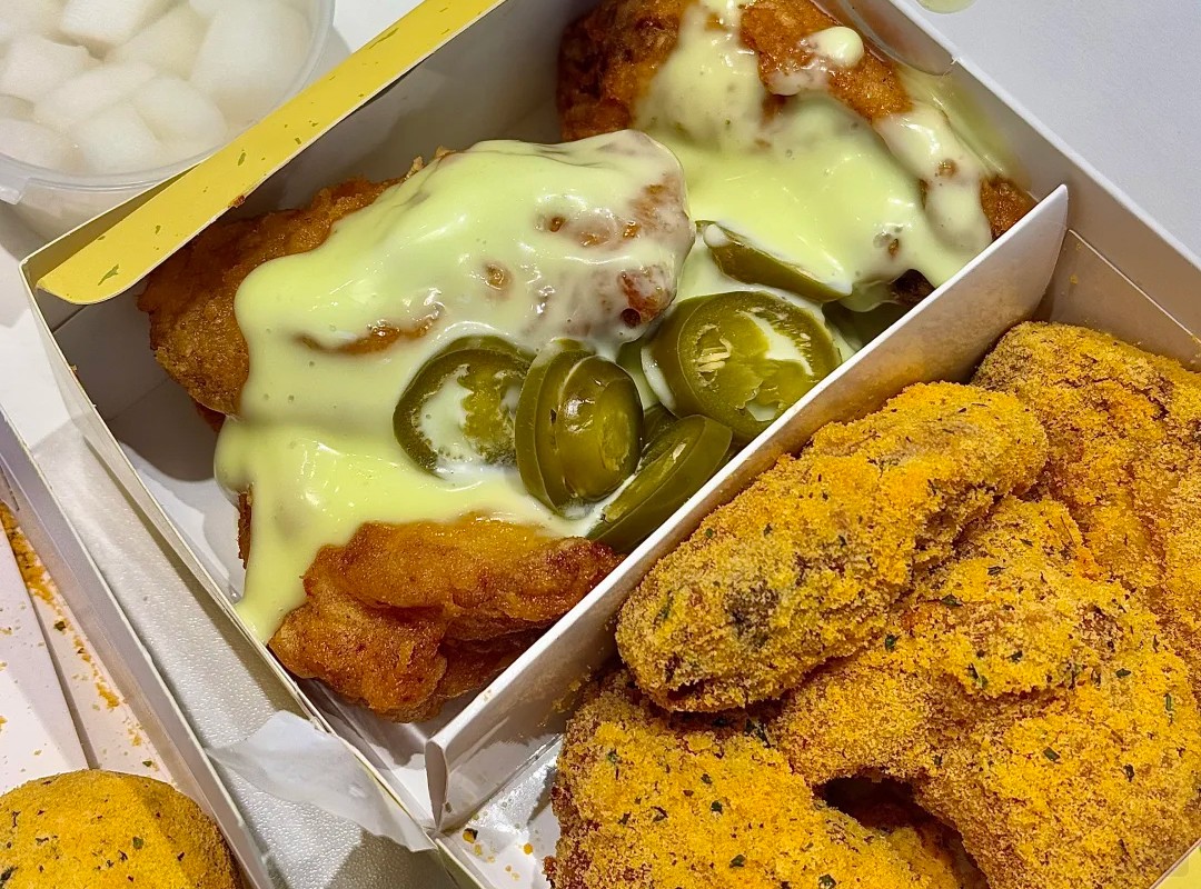 現(xiàn)在這個炸雞是非常漂亮的