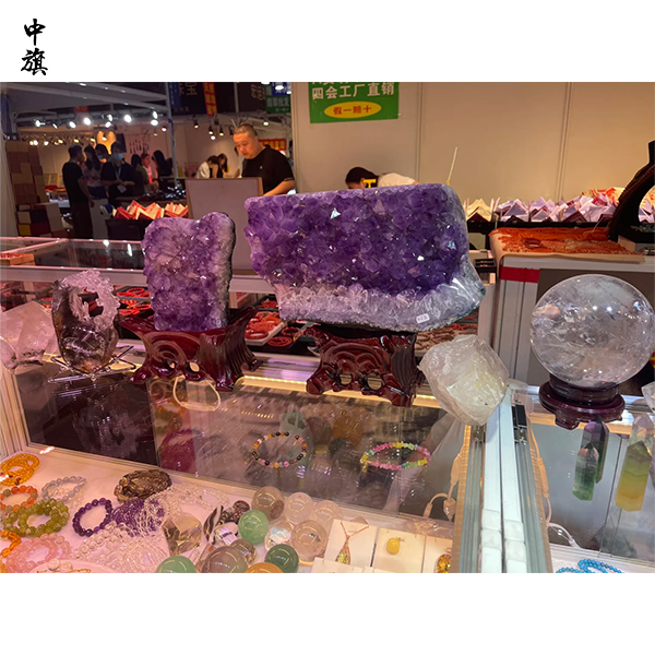 開珠寶店要不要公安備案？