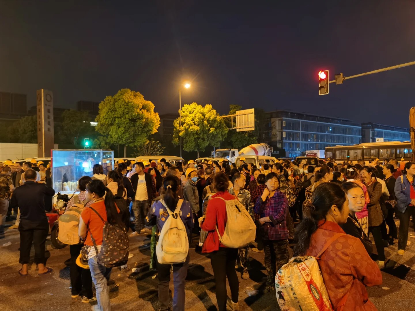 深夜的勞務市場 深夜的勞務市場