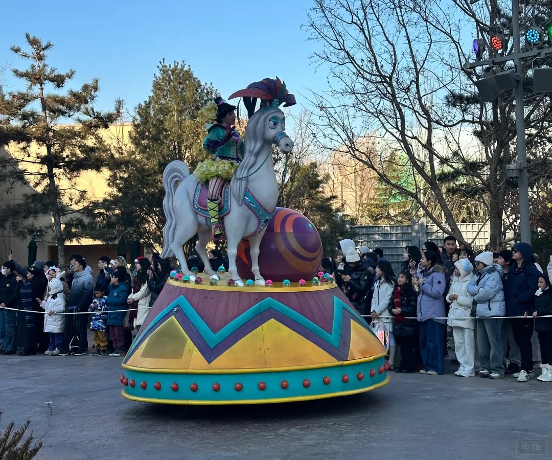 環(huán)球影城里工作人員的成本